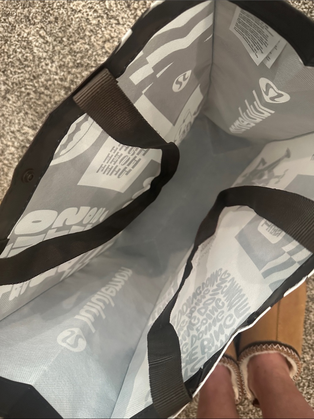 Lululemon Large Made to Feel Brown and White Shopping Bag - Picture 5 of 5